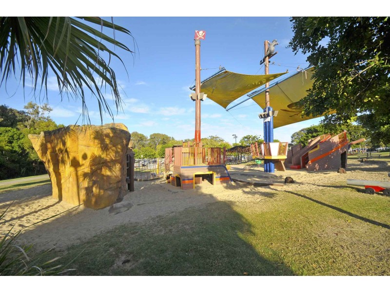 117 Leyte Avenue, Palm Beach QLD 4221
