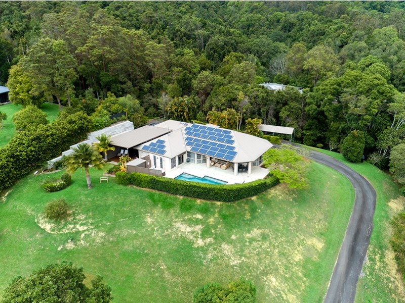 12 Des Quinlan Crescent, Tallebudgera QLD 4228