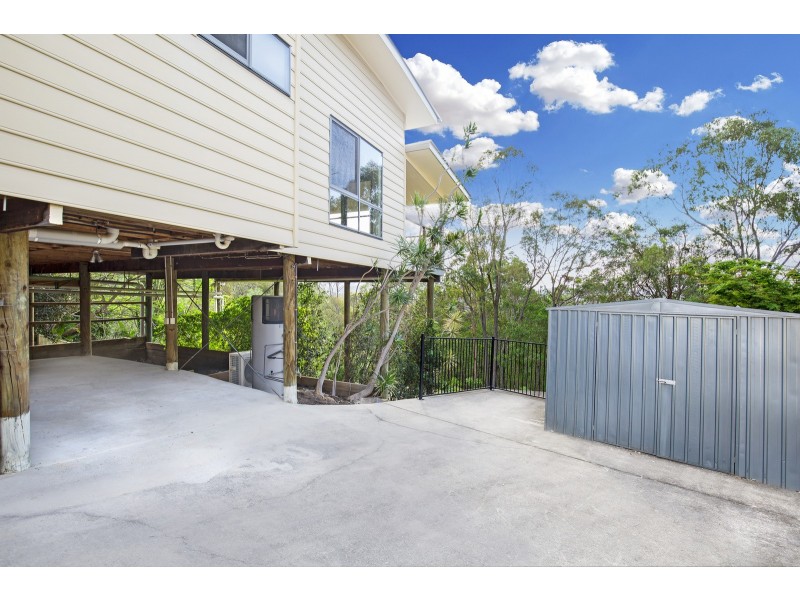 54 Tara Vista Boulevard, Highland Park QLD 4211