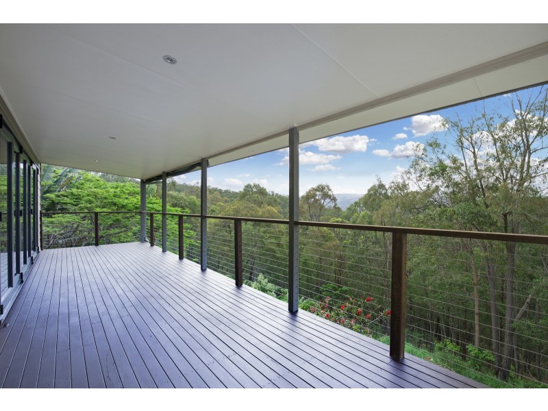 54 Tara Vista Boulevard, Highland Park QLD 4211