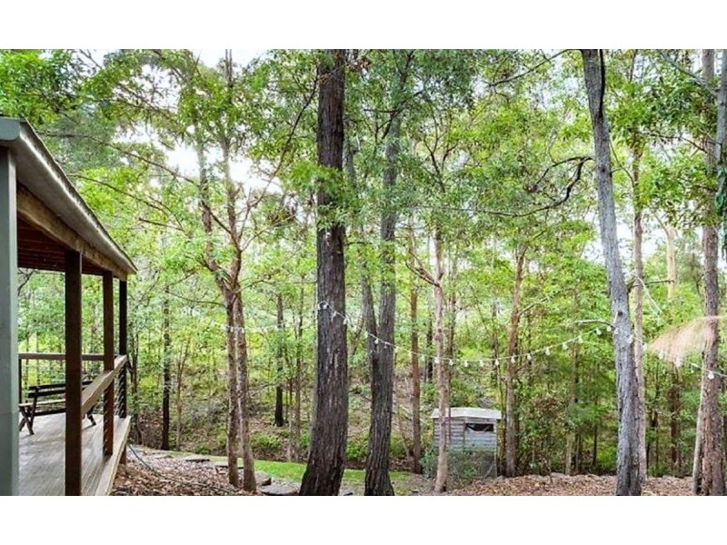 63 Simpsons Road, Elanora QLD 4221