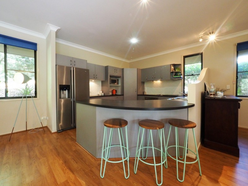 63 Simpsons Road, Elanora QLD 4221