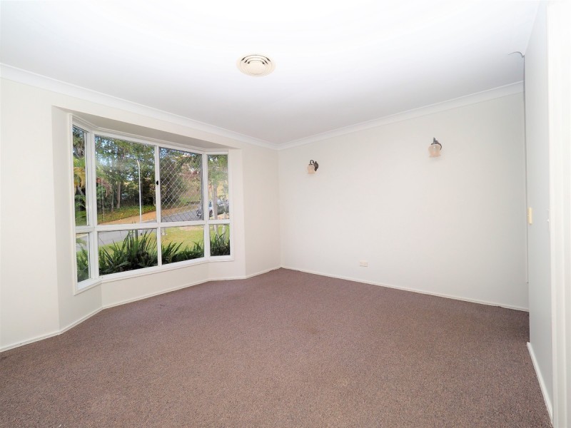 7 Swanbourne Way, Elanora QLD 4221