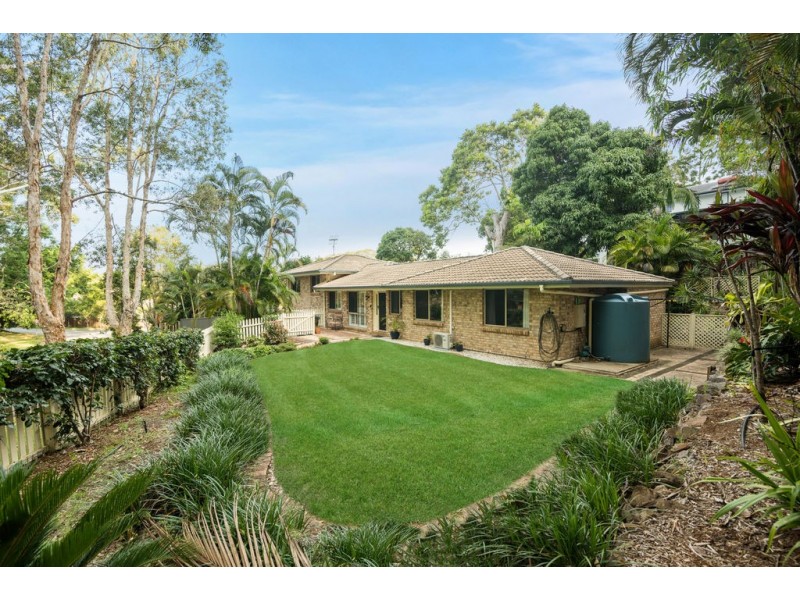 4 Fernleigh Court, Currumbin QLD 4223