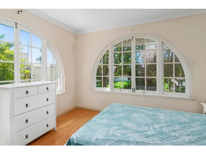 246 Mallawa Drive, Palm Beach QLD 4221