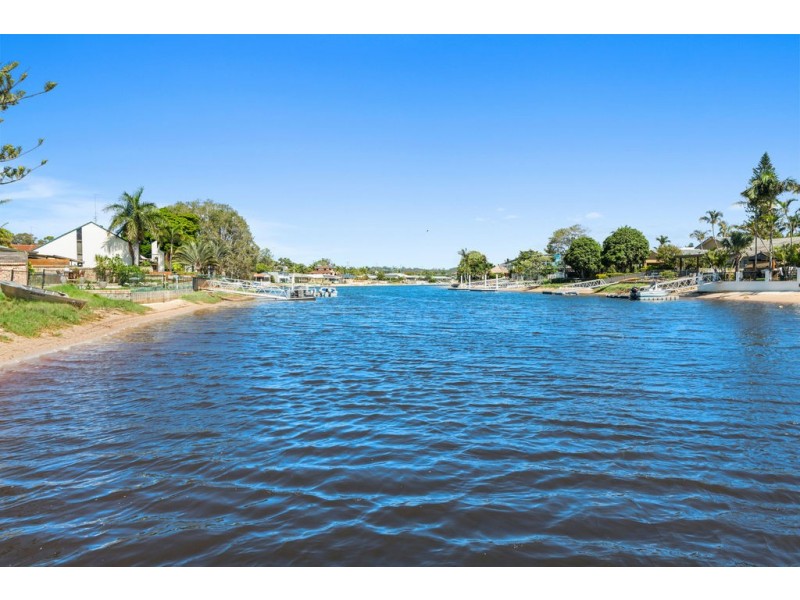 246 Mallawa Drive, Palm Beach QLD 4221