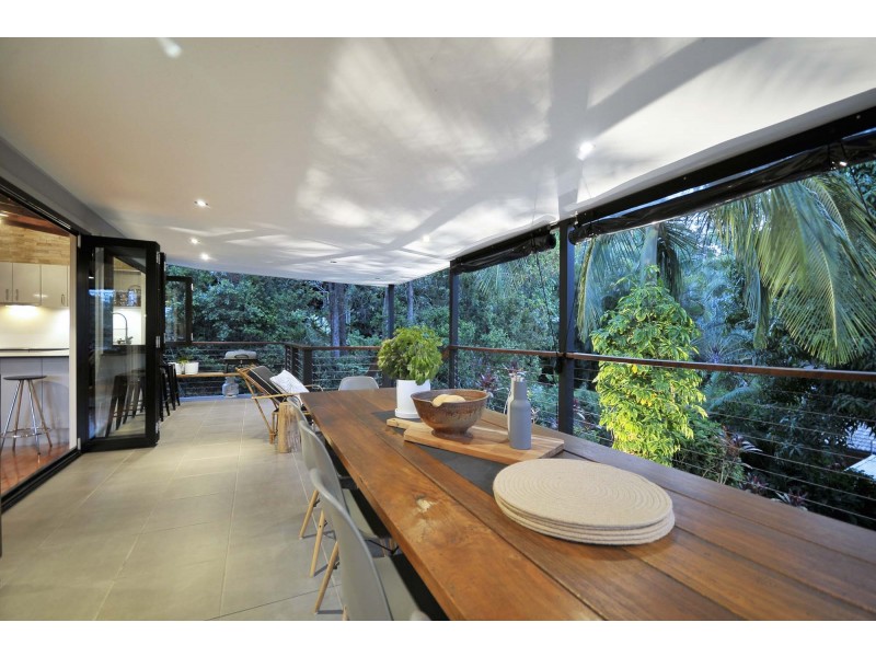 19 Regent Street, Currumbin QLD 4223