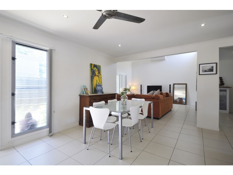 8/2 Border Drive North, Currumbin Waters QLD 4223