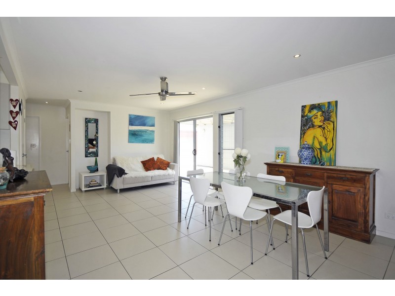 8/2 Border Drive North, Currumbin Waters QLD 4223