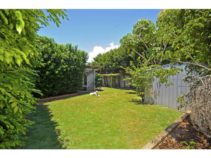 77 Fifth Avenue, Palm Beach QLD 4221