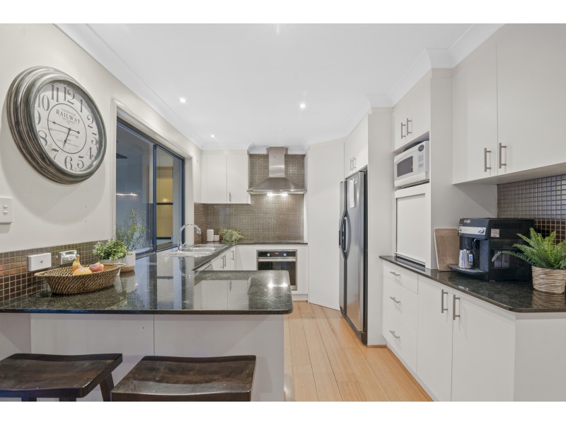 12 Linum Street, Palm Beach QLD 4221