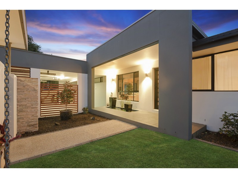 12 Linum Street, Palm Beach QLD 4221