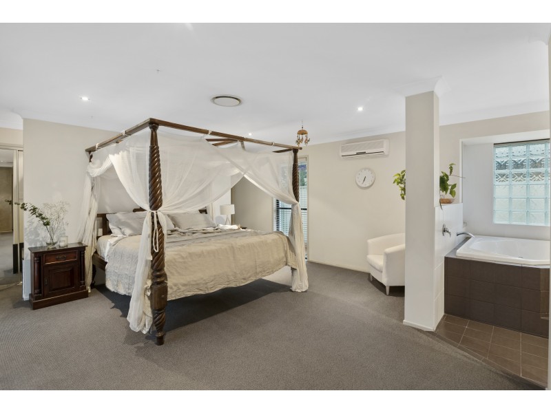 12 Linum Street, Palm Beach QLD 4221