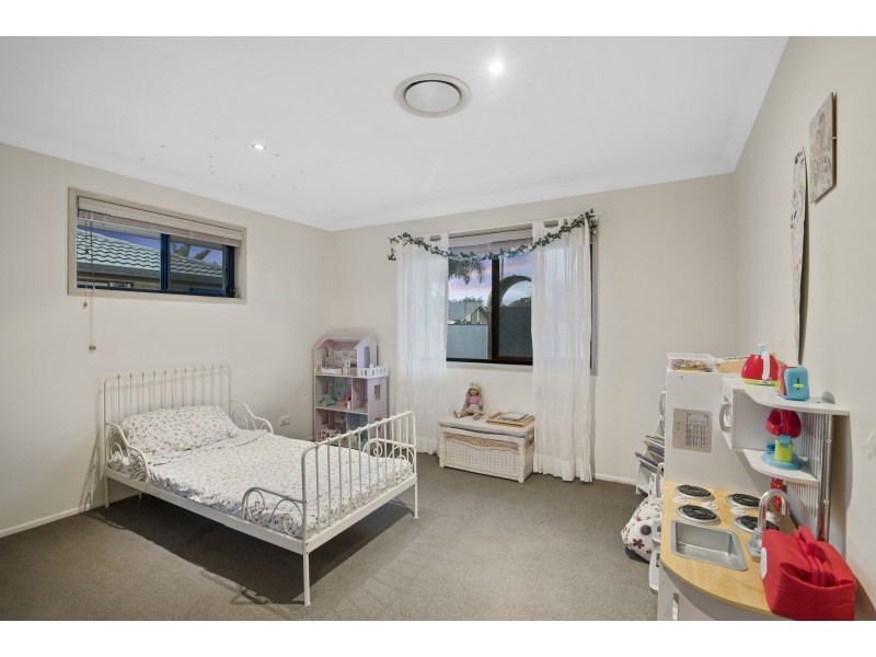 12 Linum Street, Palm Beach QLD 4221