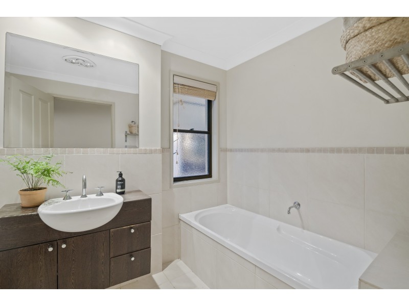 12 Linum Street, Palm Beach QLD 4221