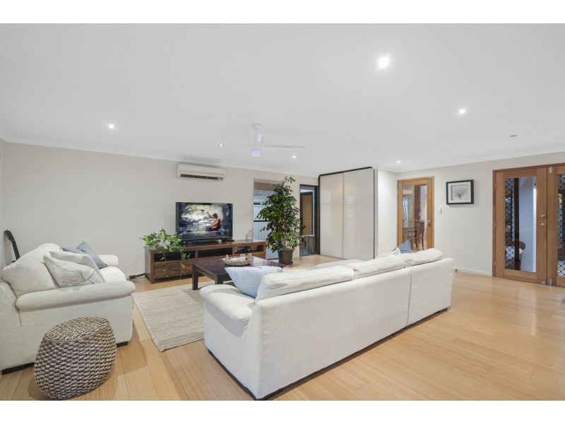 12 Linum Street, Palm Beach QLD 4221