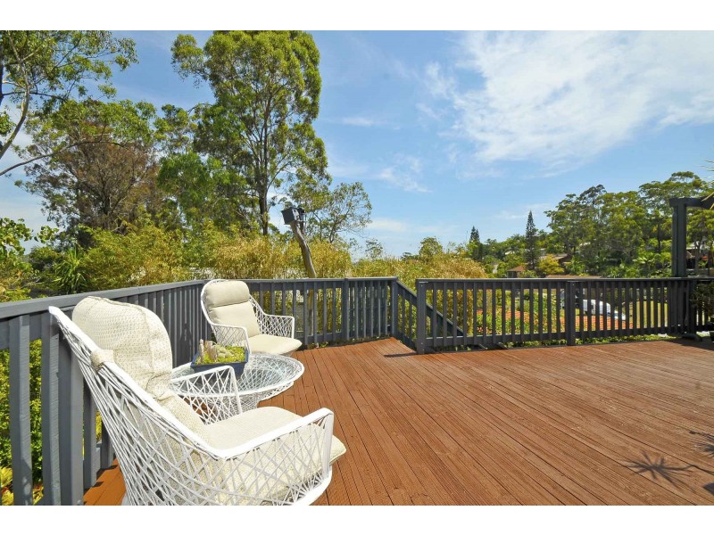 16 Currant Street, Elanora QLD 4221