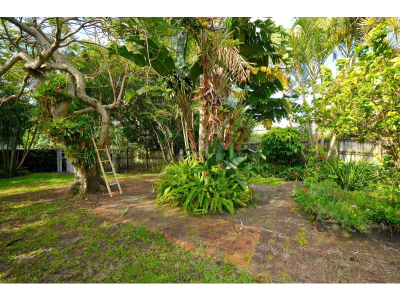 7 Thirteenth Avenue, Palm Beach QLD 4221