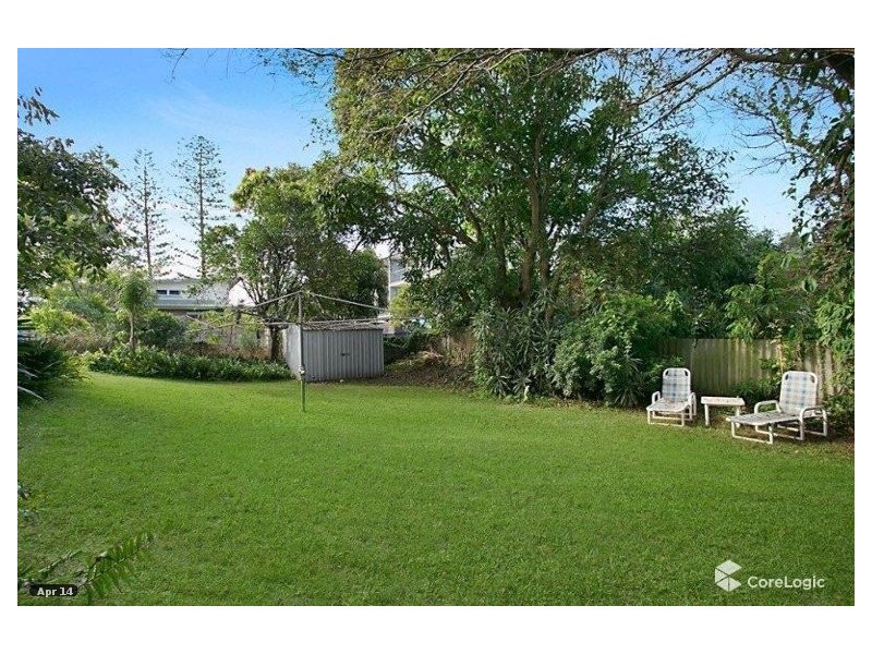 3 Tenth Avenue, Palm Beach QLD 4221