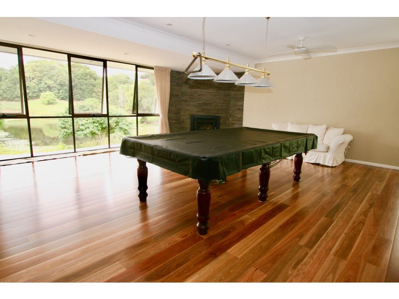 8 Biral Close, Bilambil NSW 2486