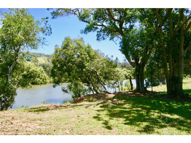 8 Biral Close, Bilambil NSW 2486