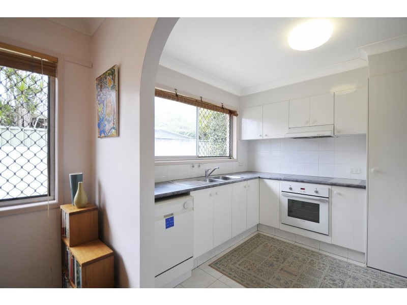 99 Mallawa Drive, Palm Beach QLD 4221