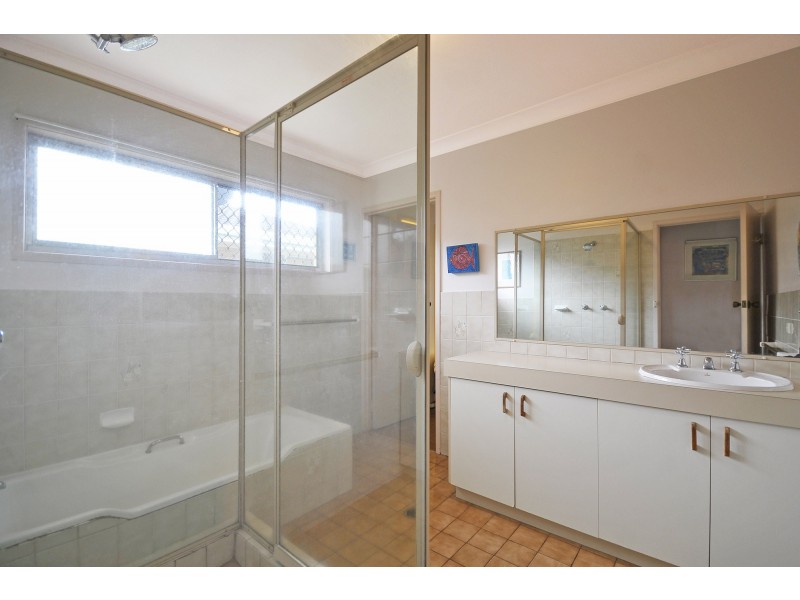 99 Mallawa Drive, Palm Beach QLD 4221