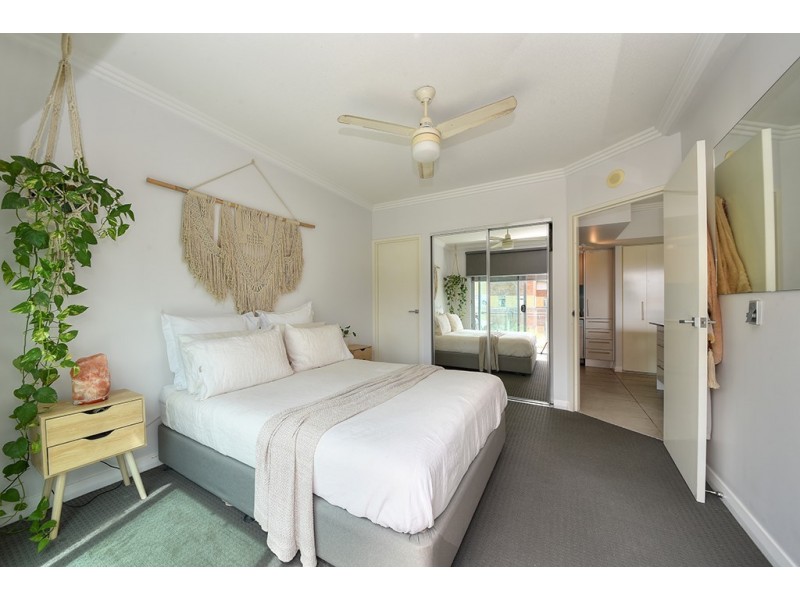 2101/10 Fifth Avenue, Palm Beach QLD 4221
