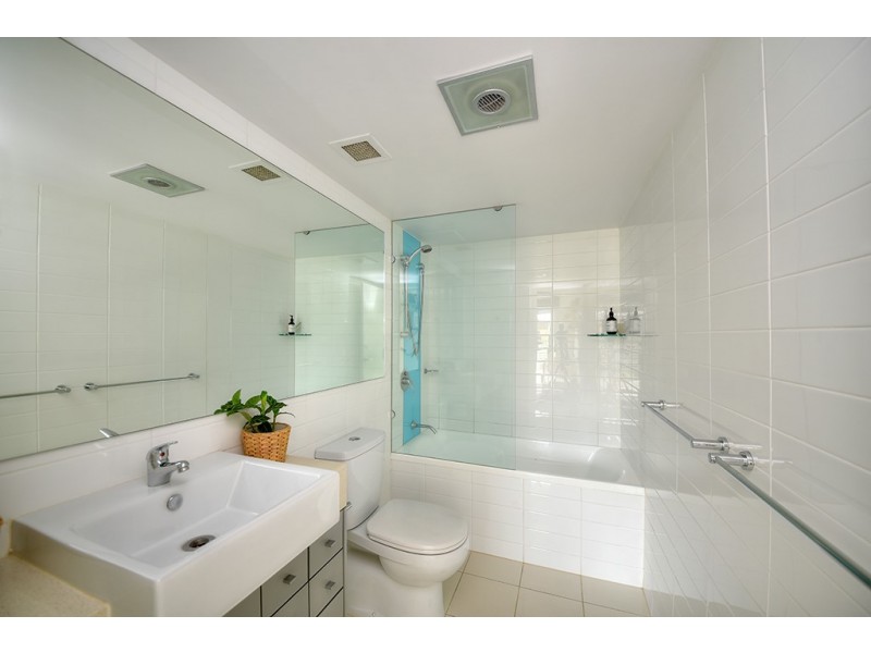 2101/10 Fifth Avenue, Palm Beach QLD 4221