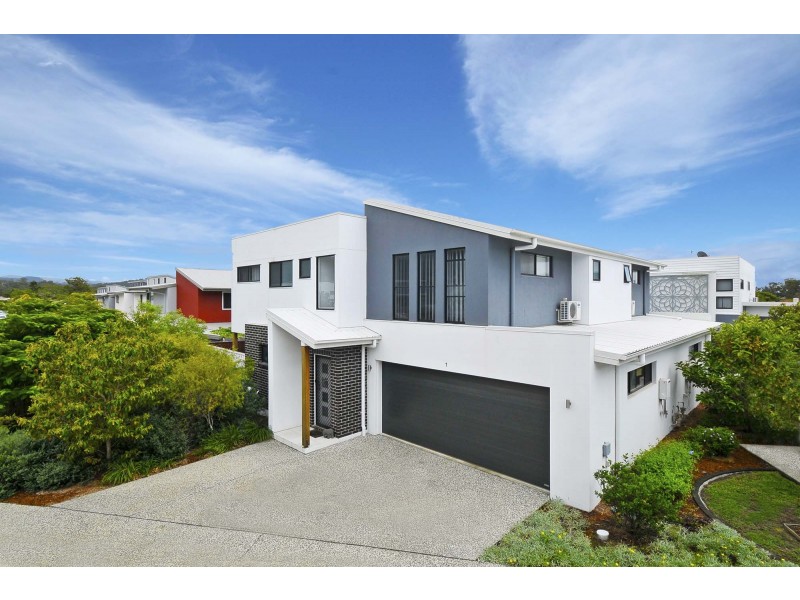 1/6 Border Drive North, Currumbin Waters QLD 4223