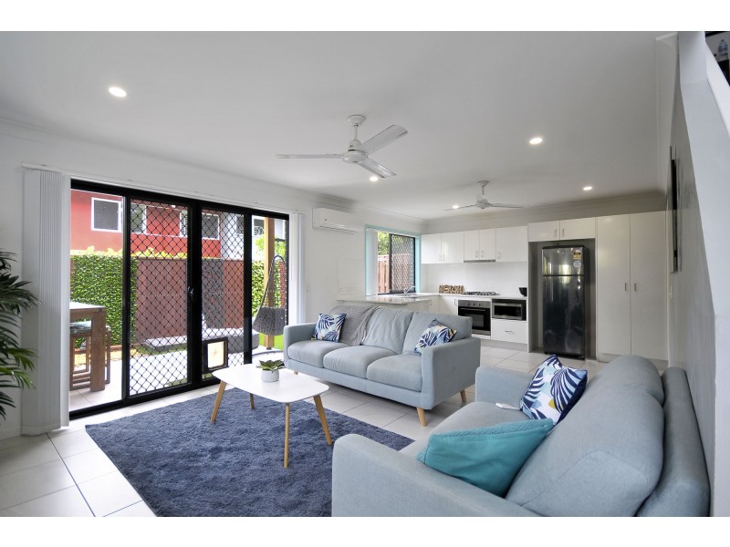 1/6 Border Drive North, Currumbin Waters QLD 4223