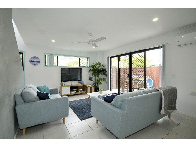 1/6 Border Drive North, Currumbin Waters QLD 4223