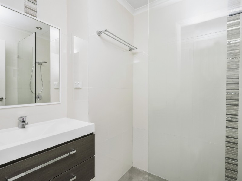 29 Cumberland Drive, Varsity Lakes QLD 4227