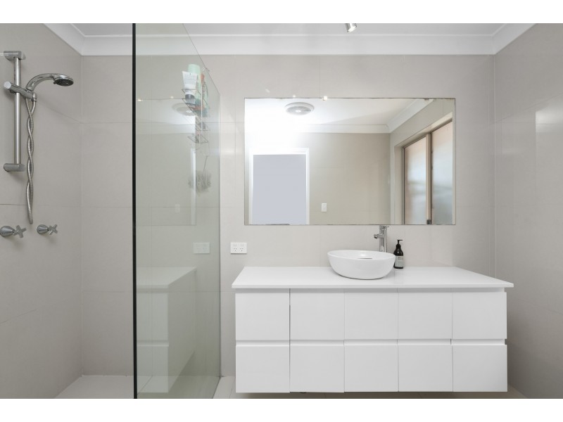 17 Myrtle Court, Palm Beach QLD 4221