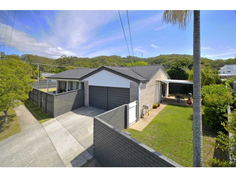 13 Tabilban Street, Burleigh Heads QLD 4220