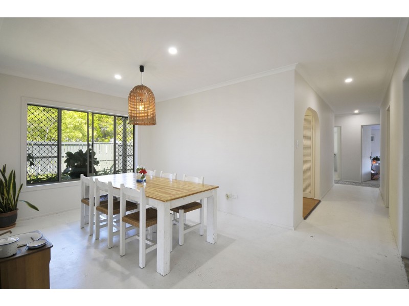 13 Tabilban Street, Burleigh Heads QLD 4220