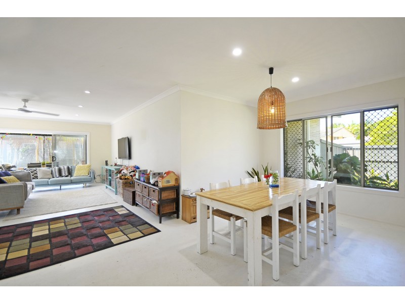 13 Tabilban Street, Burleigh Heads QLD 4220