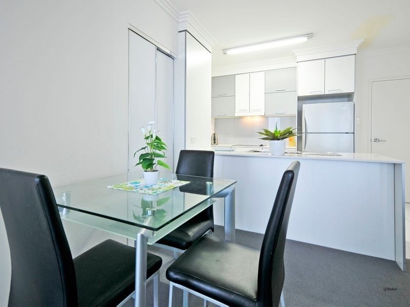 2107/3 Main Street, Varsity Lakes QLD 4227