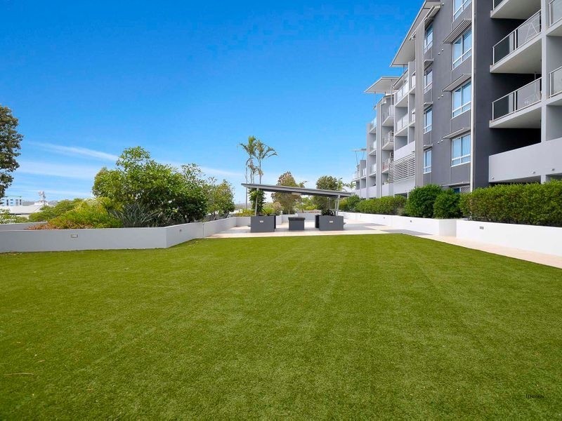 2107/3 Main Street, Varsity Lakes QLD 4227