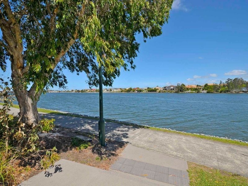 2107/3 Main Street, Varsity Lakes QLD 4227