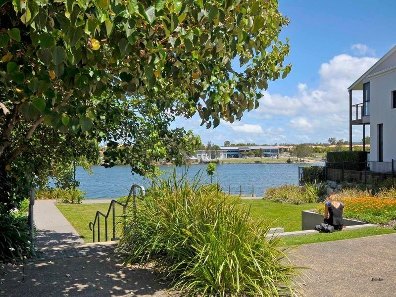 2107/3 Main Street, Varsity Lakes QLD 4227