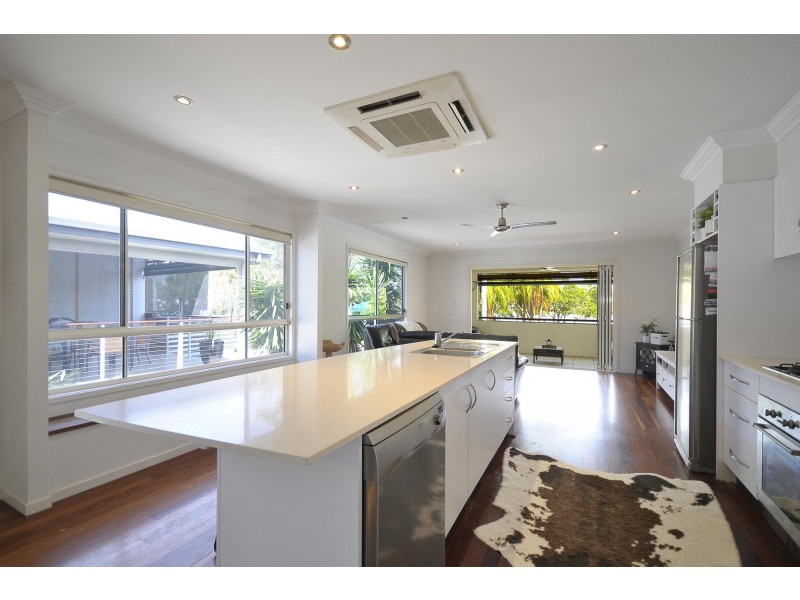 2/93 Laguna Avenue, Palm Beach QLD 4221