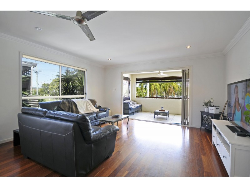 2/93 Laguna Avenue, Palm Beach QLD 4221