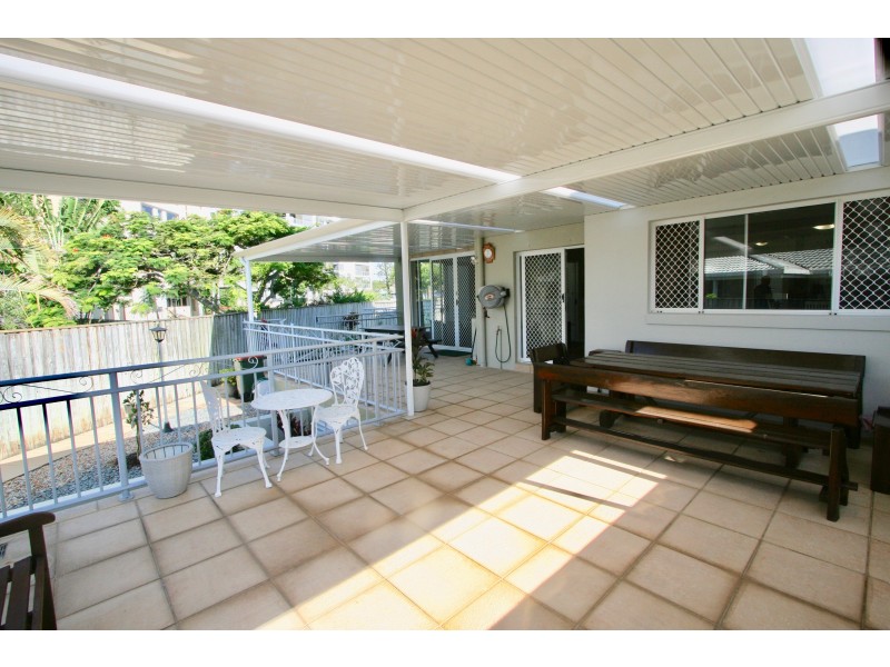 2/18 McGregor Crescent, Tweed Heads NSW 2485