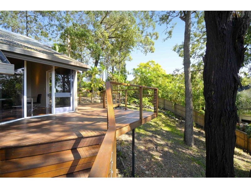 92 Simpsons Road, Currumbin Waters QLD 4223