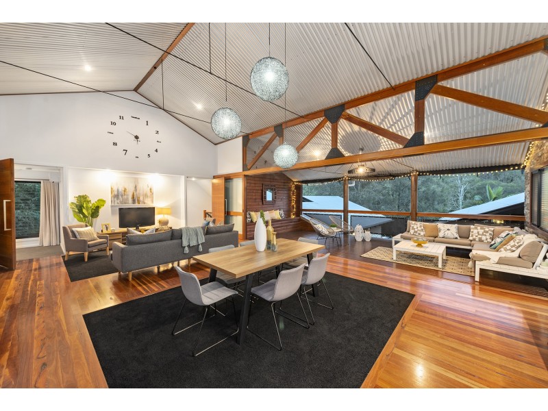 26 Grove Creek Close, Reedy Creek QLD 4227