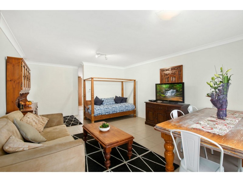 5/54 Sarawak Avenue, Palm Beach QLD 4221