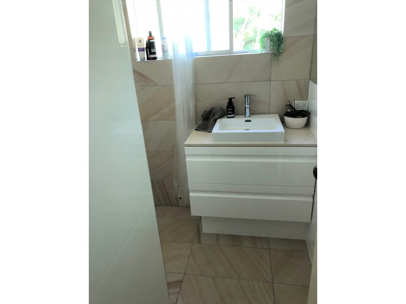 5/54 Sarawak Avenue, Palm Beach QLD 4221