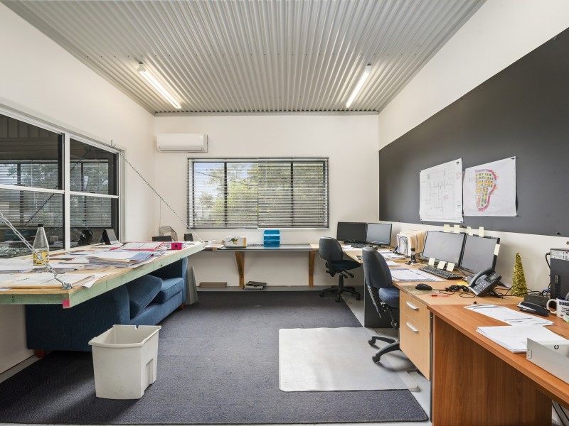 11 Wheeler Crescent, Currumbin Waters QLD 4223