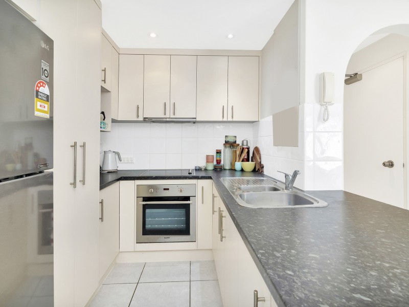 4/3 Nalla Court, Palm Beach QLD 4221